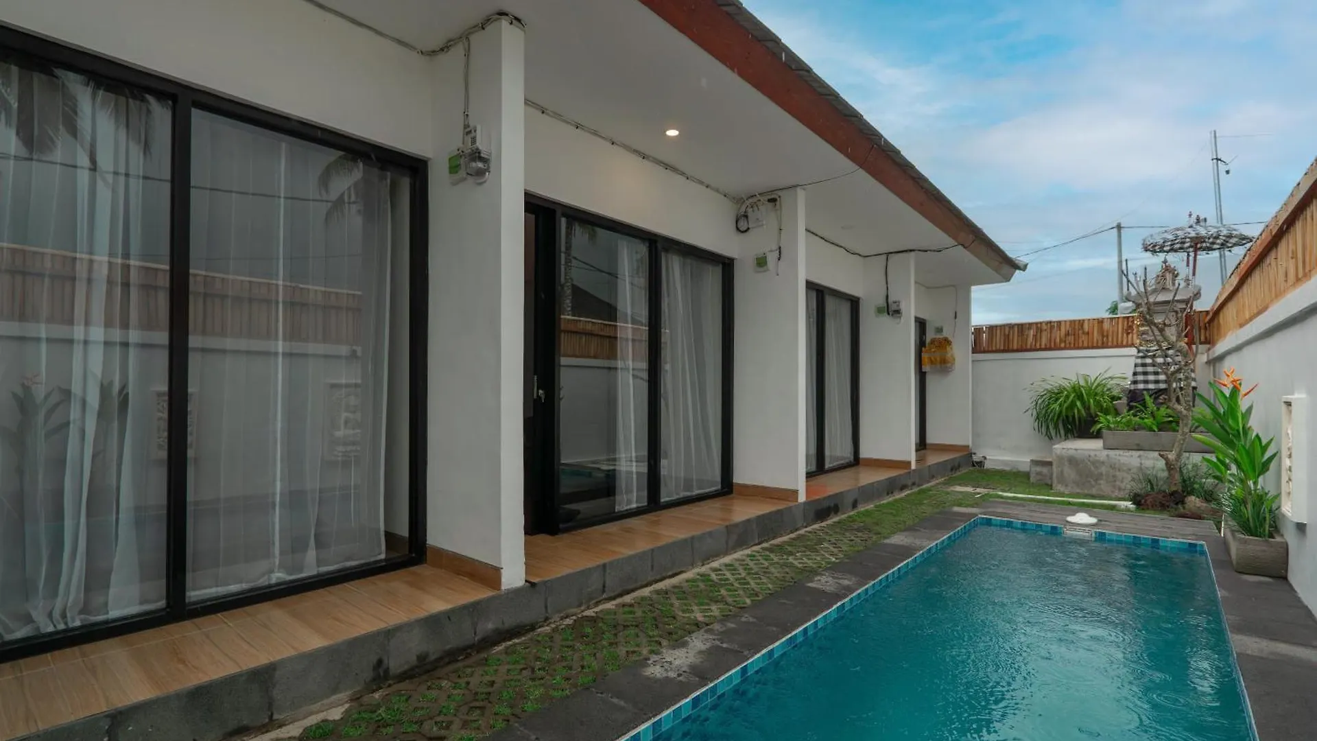 Elbe Homestay By Bali Cabin Ubud  Indonesia