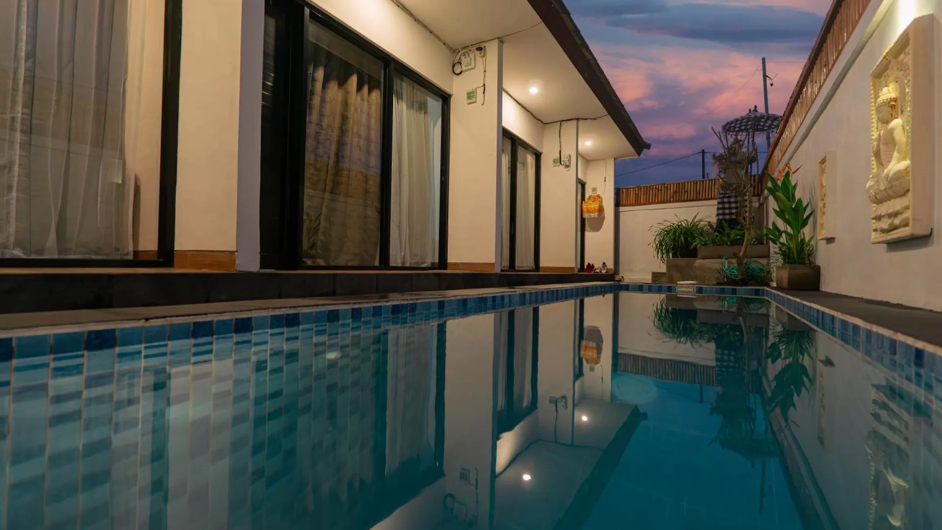 Elbe Homestay By Bali Cabin Ubud  Indonesia