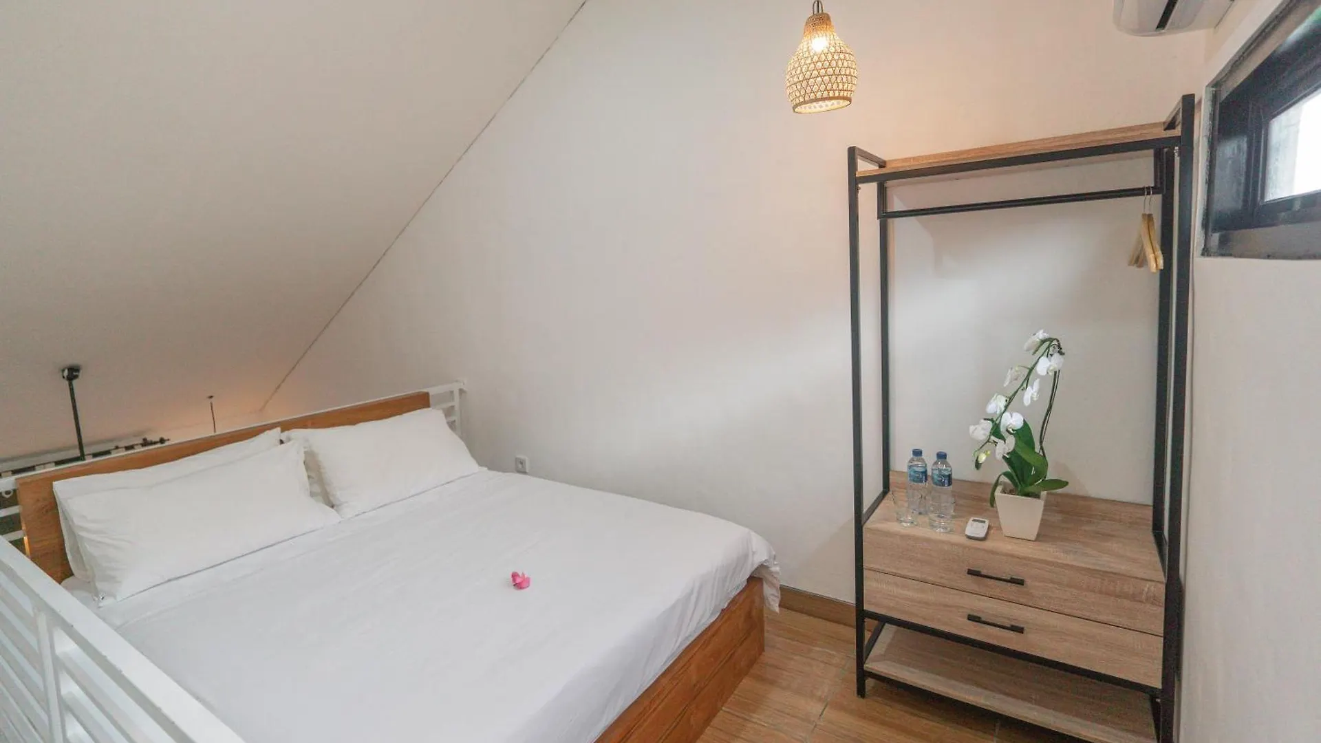Hostel Elbe Homestay By Bali Cabin Ubud  Indonesia