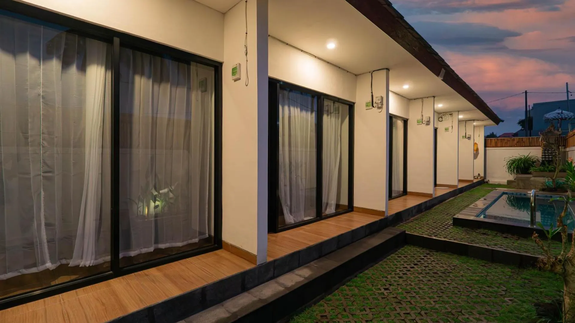 Elbe Homestay By Bali Cabin Ubud  Hostel Ubud (Bali)